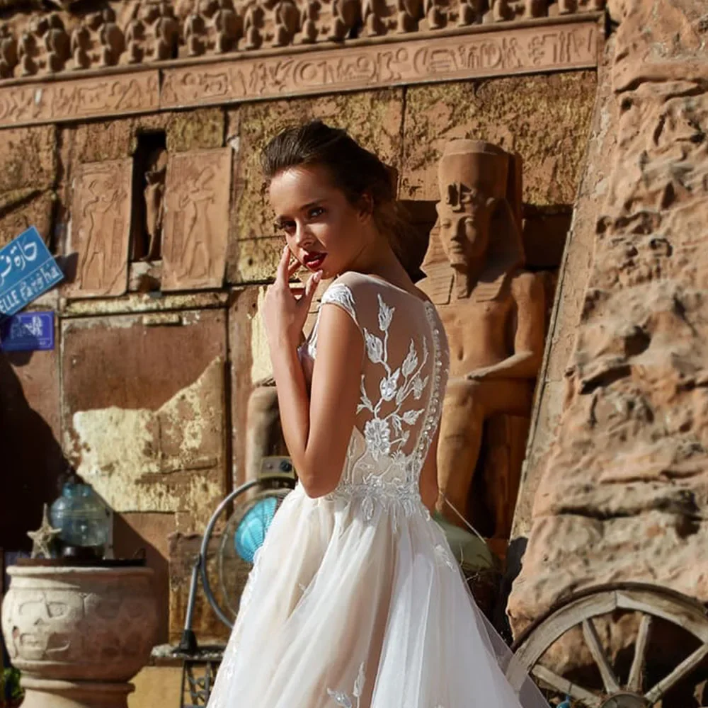 Vestido de boda hecho a medida, cuello redondo, manga casquillo, botones, apliques de encaje, tul, vestidos de boda, Vestido de moda Branco