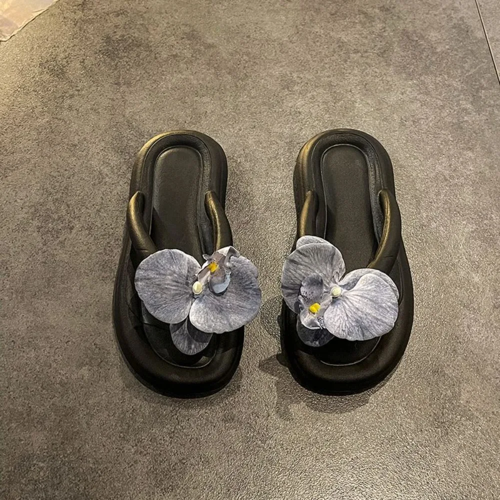 

Creative Soft Butterfly Orchid Flip Flops PVC Anti-slip Beach Sandal Shoes Charm Sweet Women Flower Slippers Travel