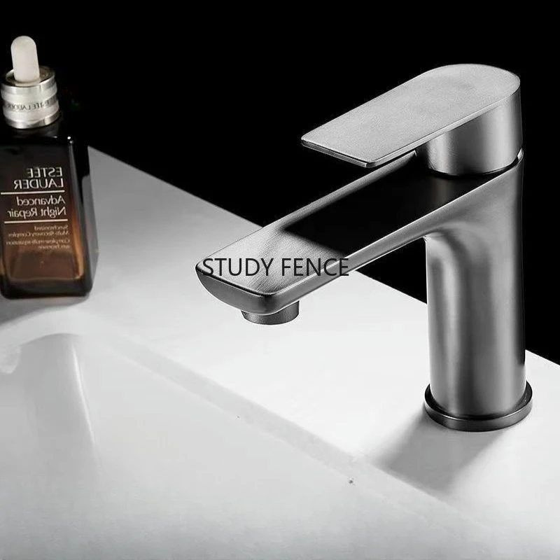 

1 шт., смеситель для горячей и холодной воды из нержавеющей стали, смеситель для кухонной столешницы, аксессуары для бытовой техники, смеситель для ванной комнаты