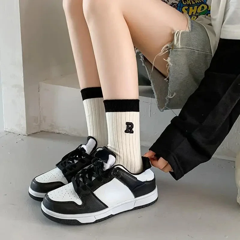 

Women Socks Autumn Simple Casual Black White Striped Pile Socks For Girls Breathable Middle Tube Letter Embroidery Cotton Soft