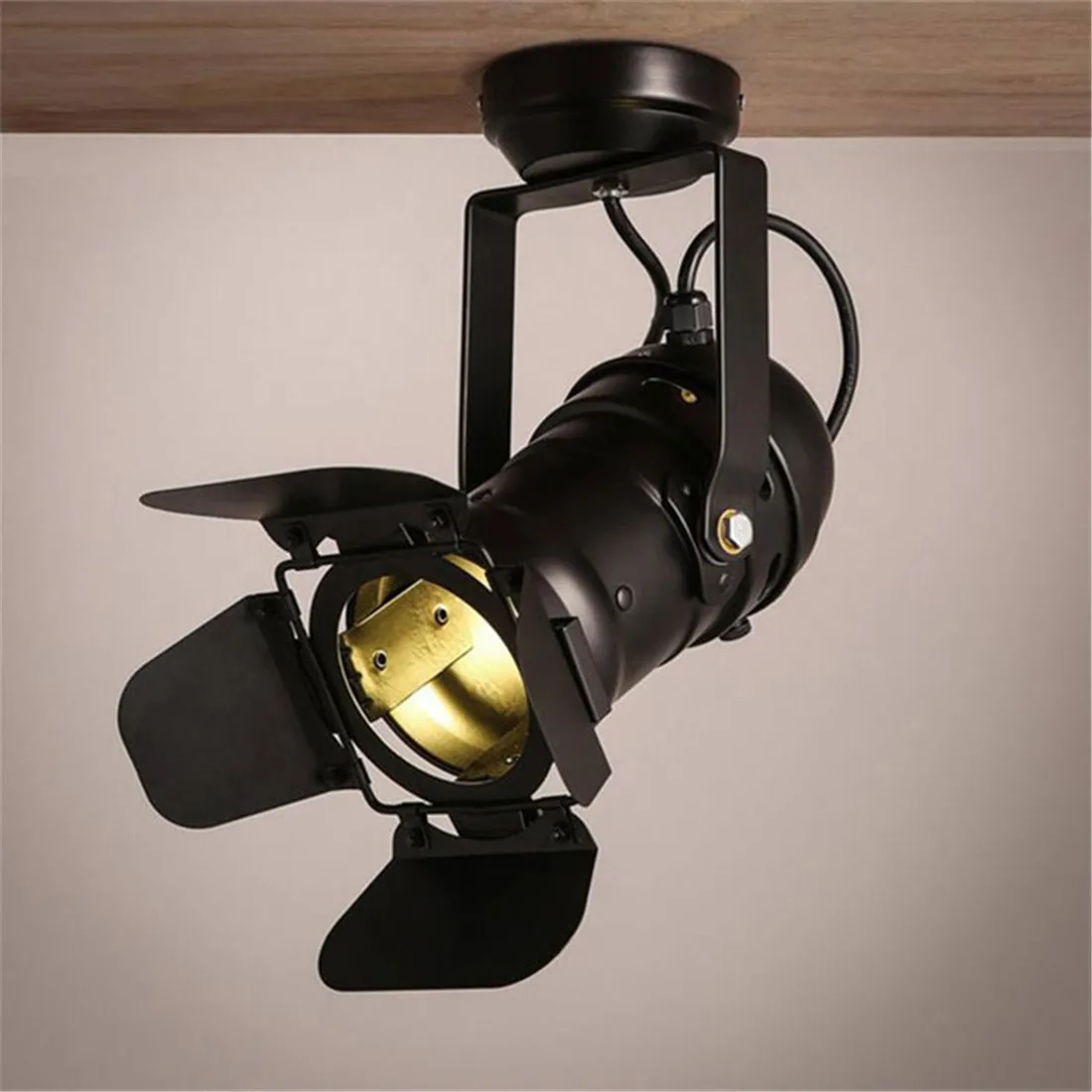 Retro LED Surface Mounted Spotlights European / American Living Room TV Background Wall Lights, Clothing Store Track Lights