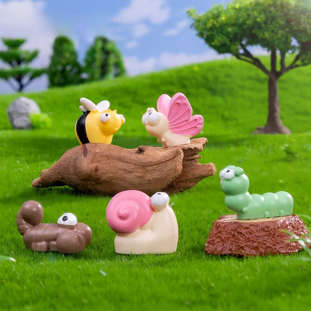 

1pc Cute Cartoon Caterpillars Snails Insects Micro Landscapes Figurines Mini Ornaments Home Desktop Decoration Accessories