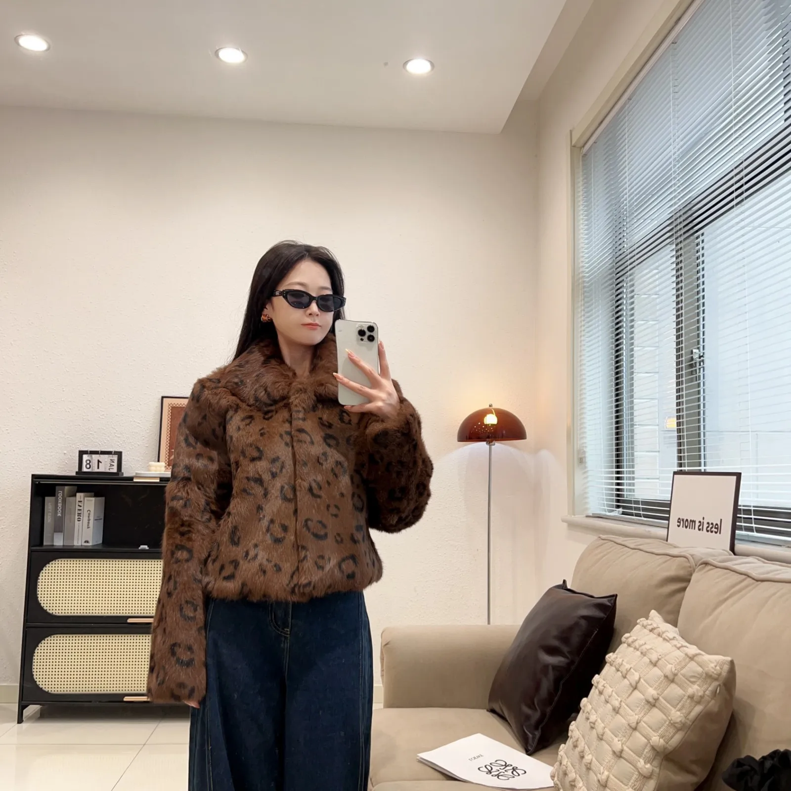 Luxuriöser Echtkaninchenfellmantel für Damen, Braun mit Leopardenmuster, Winter-Warmjacke aus Naturfell, Modischer Outdoor-Kurzmantel, Dick und Flauschig – Detail 1