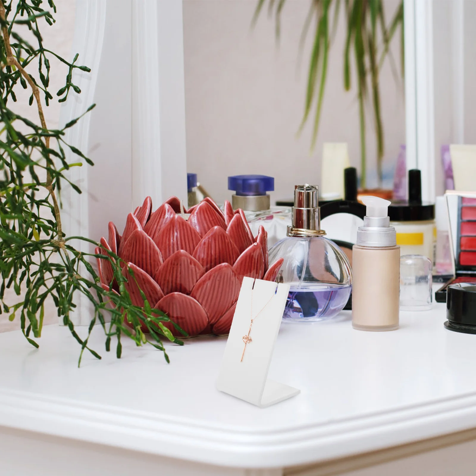 

2Pcs L Shape Acrylic Jewelry Display Stand Earring Holder Rack for Earrings Studs Necklaces Bracelets Retail Organizer