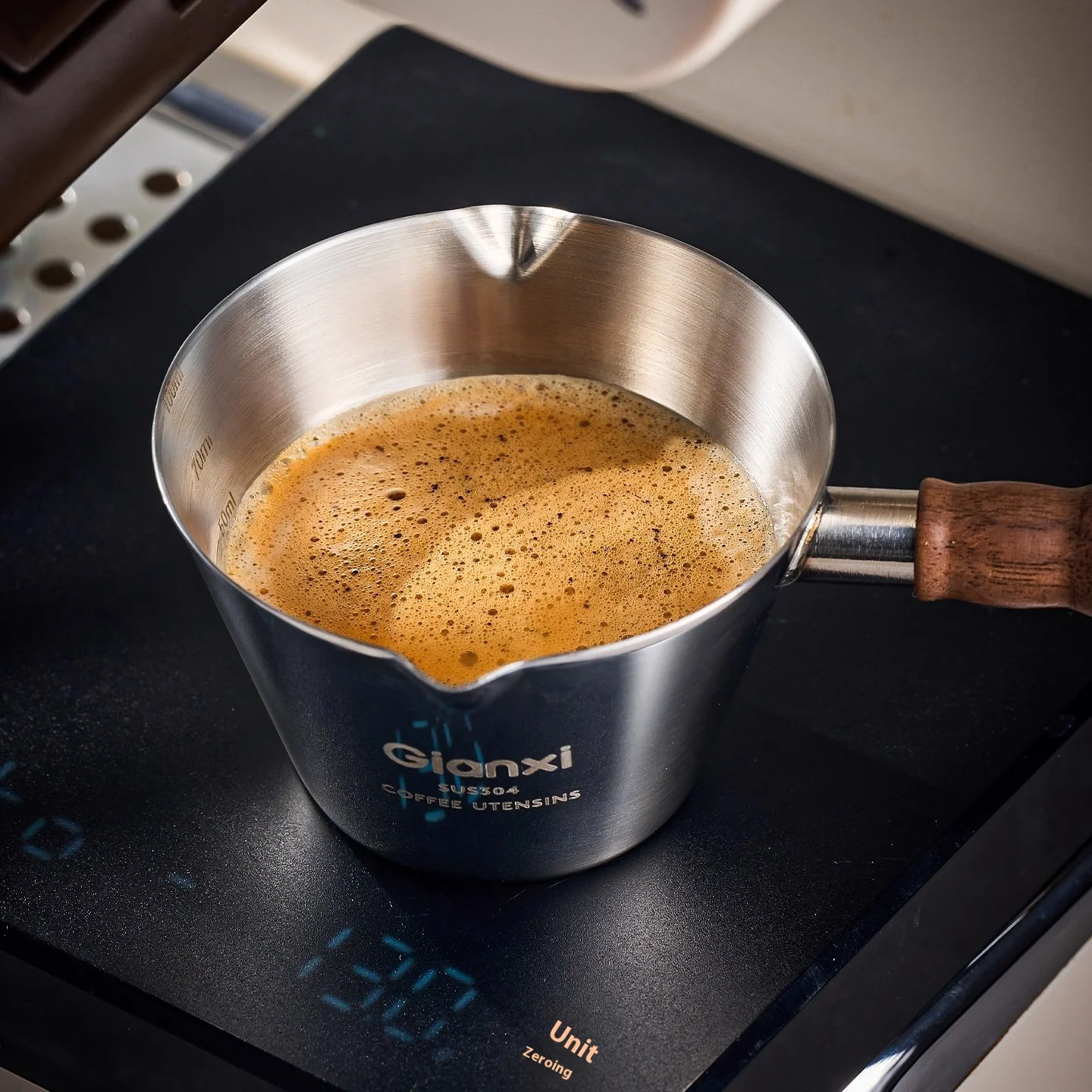 #16 Measuring Cups Comparison Guide