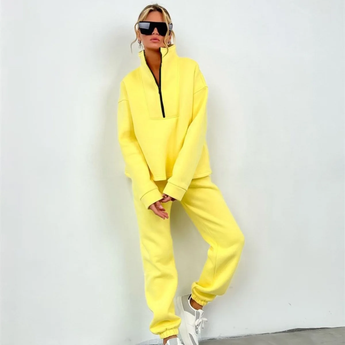 

2024 Autumn Winter Women's Suit Fashion Stand Collar Solid Color Casual Ankle Pants Two-piece Personalized Women Sports Suits