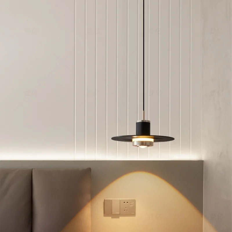 Minimalist Circular… - image