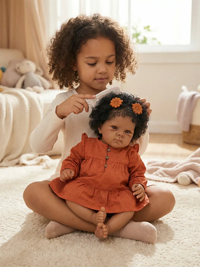 NPK 18'' Bebê Reborn Realista com Toque Macio, Pintura à Mão, Pele Marrom Escura com Veias Visíveis e Cabelo Cacheado Preto Enraizado