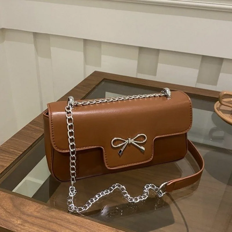 

Ultra-Chic Designer Women's Crossbody Bag Premium Leather Shoulder Handbag Elegant Ladies Tote Luxury Office Messenger Purse