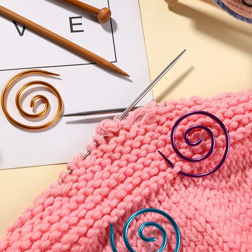 9pcs Metal Material Spiral Cable Knitting Needles Spiral Design Yarn Needle Type Circular Knitting Needles Storage Box Included