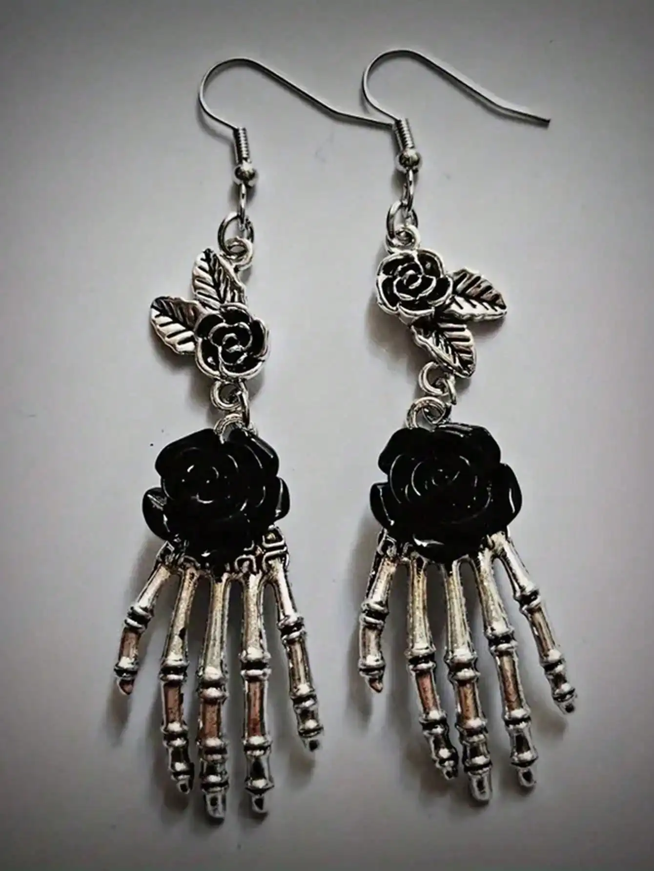 

1 Pair Detachable Skeleton Bone Earrings for Women Halloween Party