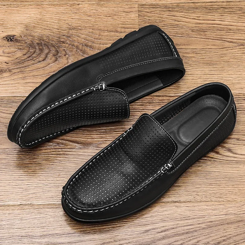 Chaussures décontractées en cuir véritable pour hommes, mocassins italiens pour hommes, mocassins à enfiler, chaussures plates respirantes, chaussures de conduite pour hommes, évider, été