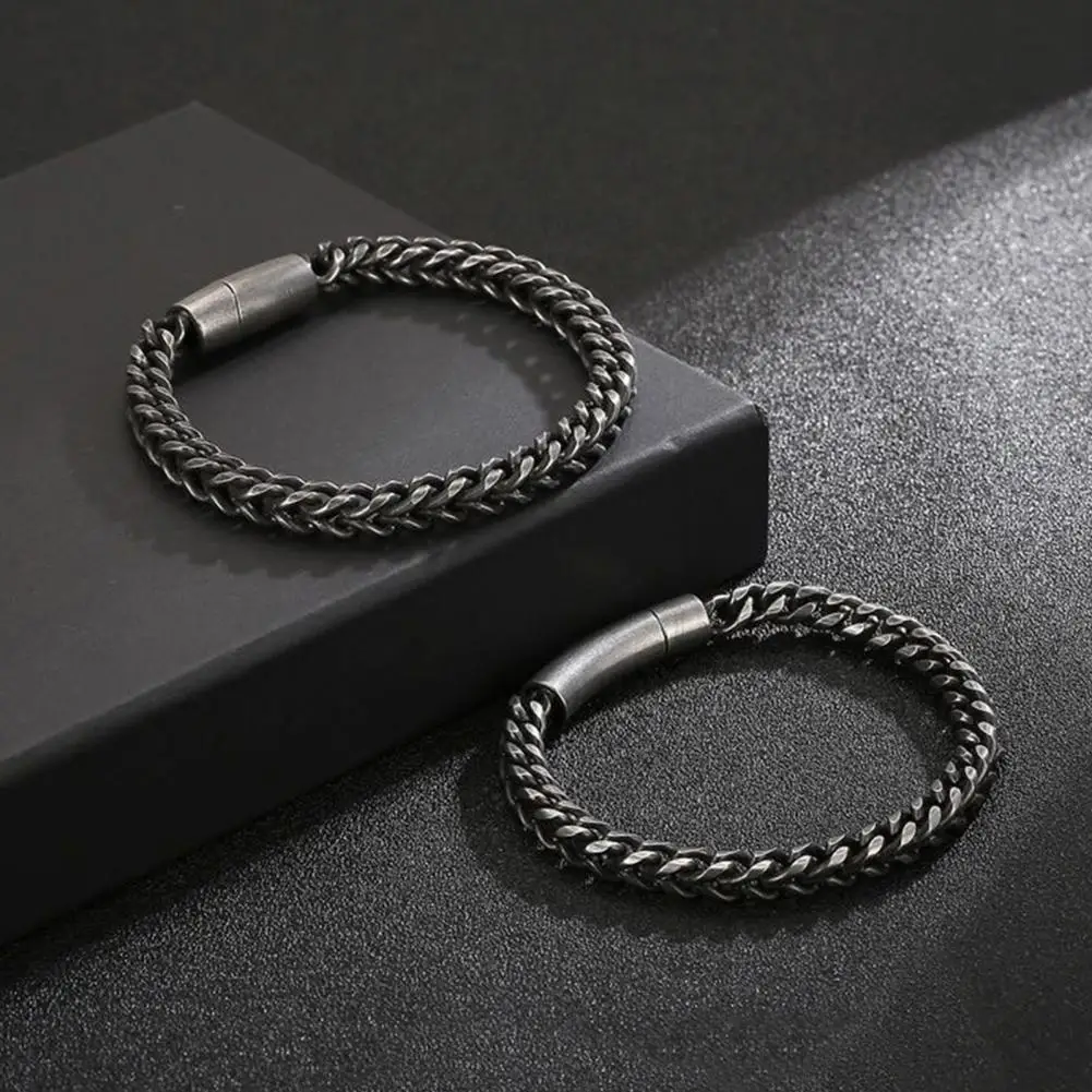 Men Bracelet Thick Chain Retro Punk Style Bracelet Stainless Steel Individual Wrist Jewelry Daily Wear Birthday Gift Bangle