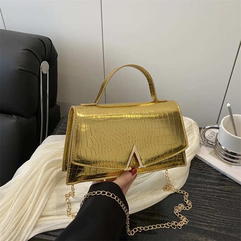 

1pc 2026 Trendy Crocodile Pattern Women's Bag - Metal Triangle Accent, Mini Handle, Chain Strap, 2-Way Carry, Multi-Color