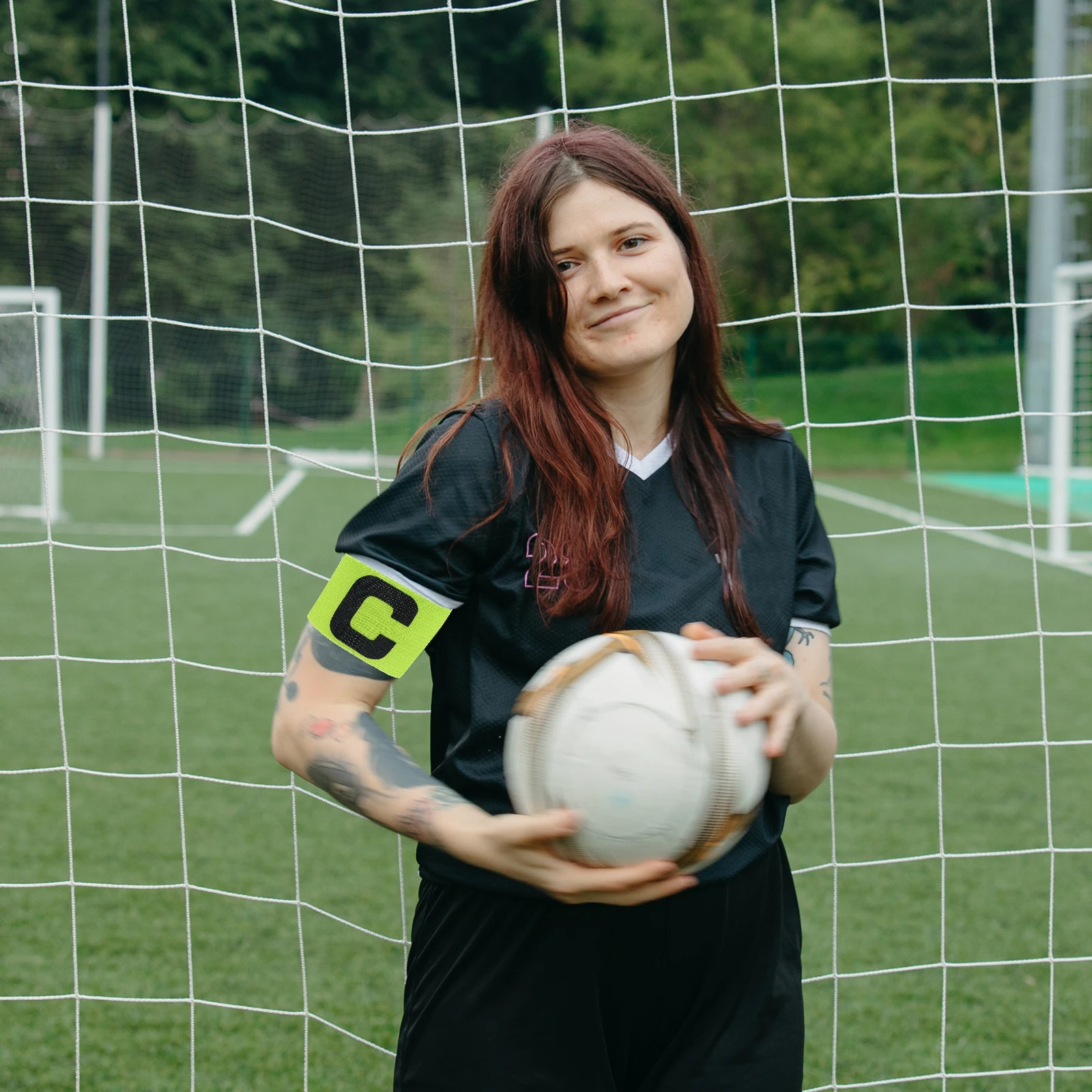 3 Buah Ban Lengan Sepak Bola Huruf C Pita Elastis Dapat Disesuaikan untuk Anak-anak Dewasa Ban Lengan Sepak Bola Praktis Olahraga Tim Tanda Lengan Sepak Bola