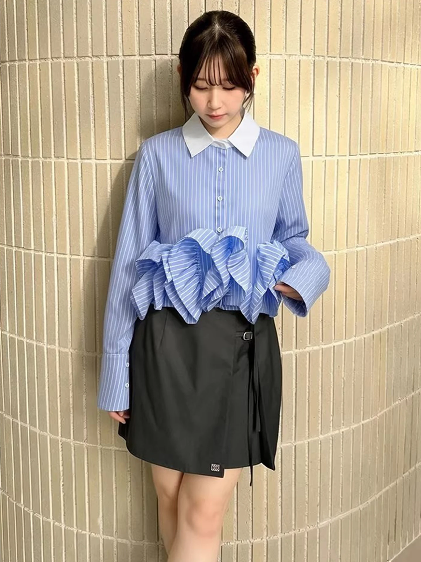 

Новинка весеннего сезона: Женская блузка с пышным подолом, в полоску, с цветными блоками, рукавами-колокол, в корейском стиле, свободного кроя, из полиэстера, с длинными рукавами