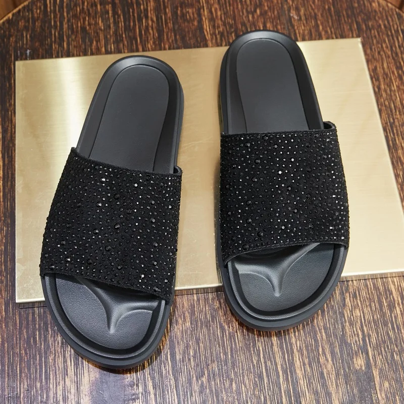 

2024 Summer Genuine Leather One Piece Drag Men's Outerwear Water Diamond Cold Slippers Men's Casual Beach Shoes Trendy Men