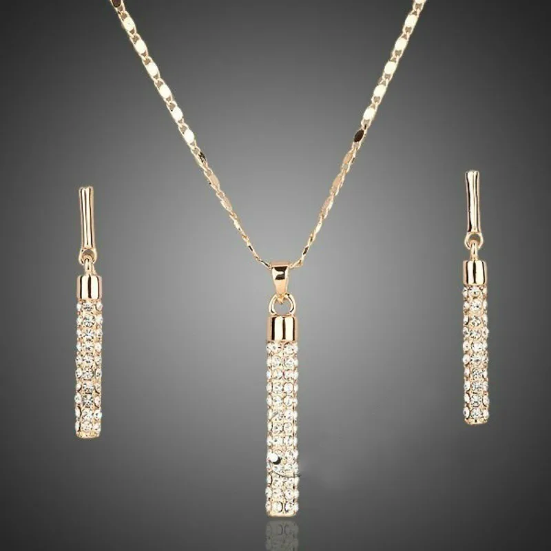 Fashion Creative Diamond-encrusted Cylindrical Rod Earrings Necklaces Set Accessories Light Luxury Wedding Jewelry Pendant 2026