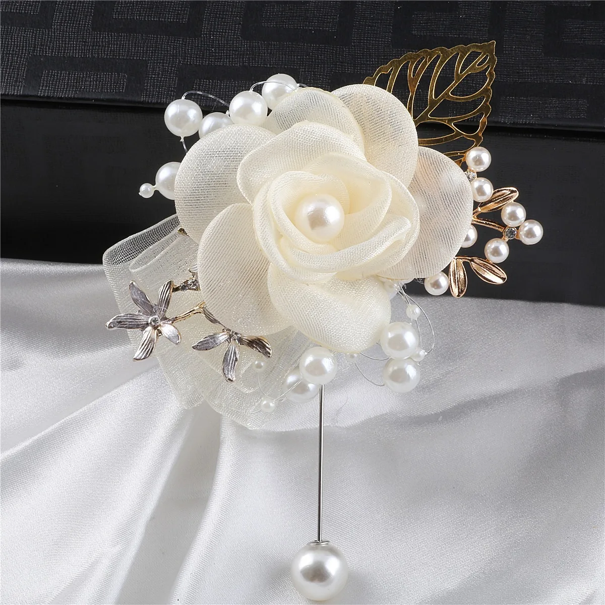 Artifical Rose Flowers Pearl Beaded Wrist Flower Ivory Flowers Bridesmaid Mensuit Marriage Wedding Accessories image 5