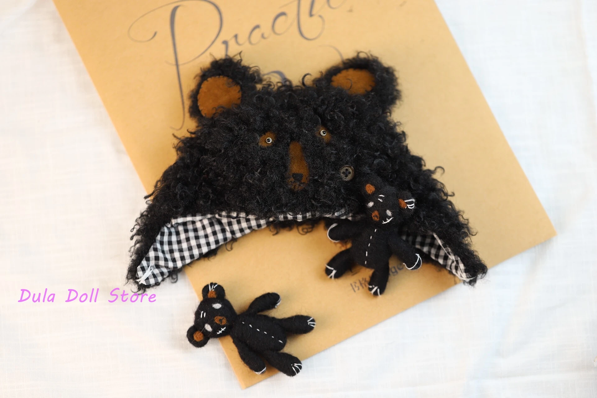 ชุดตุ๊กตาสีดำลายหมีน้อยสำหรับตุ๊กตาบลายธ์ แลนแดซ แลนดูดู ob24 ob22