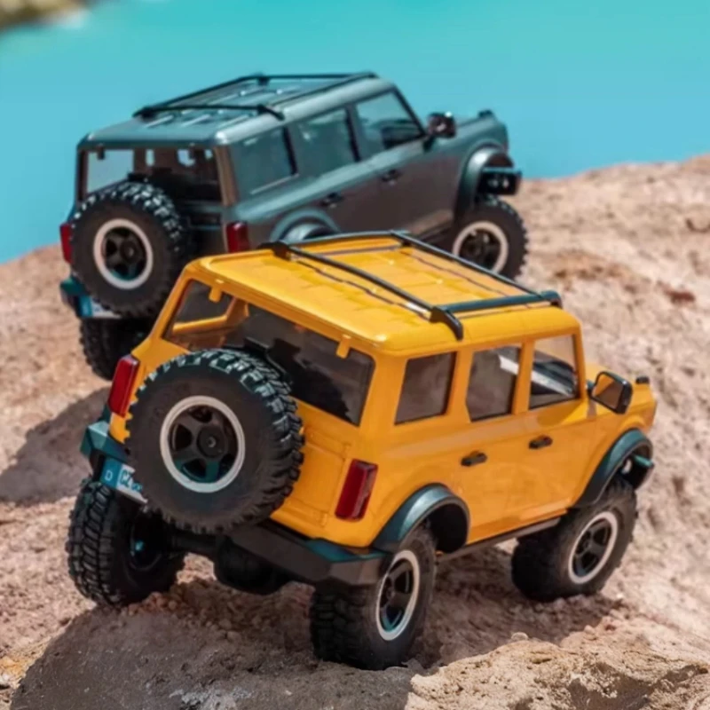 FMS 1:18 RC 4WD Remote Control Car Professional High-Speed ​​Off-Road Crawler Simulation Model Electric Toy Car Gift for Boys