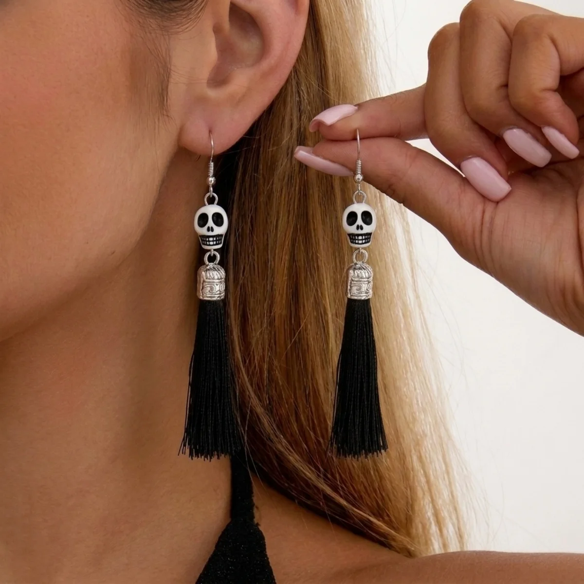 Schwarz-weiße Ohrringe mit grinsendem Totenkopf und Quasten für Damen, Gothic-Punk, dunkler Stil, Skelett-Karnevals-Ohrringe, Halloween-Schmuck – Detail 19