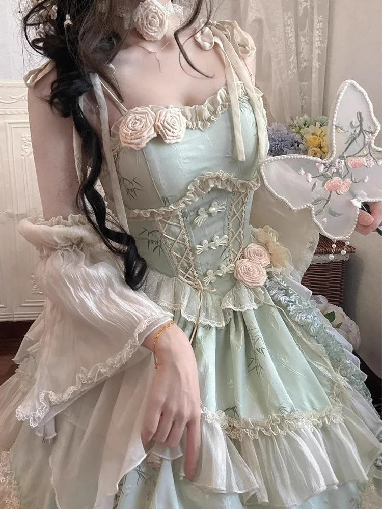 ชุดเดรสรับปริญญาสไตล์วันเกิดชาเขียว