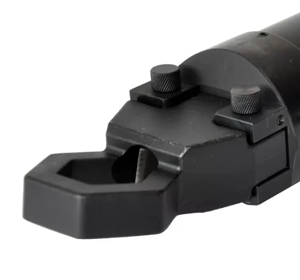 Hydraulic nut splitter head