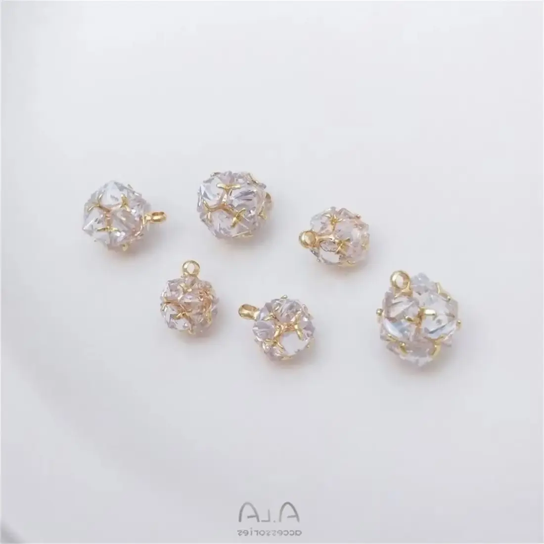 

1PCS 14K Gold Color Inlaid Zircon Ball Pendant, DIY Flash Zirconia Hanging Ball, Jewelry Charm, C259, New