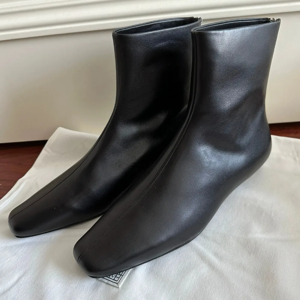 Leather Boots Women Autumn Winterblack Ankle Boots New Velvet Back Zipper Square Head Skinny Shoes Womens Low Heeled Short Boots