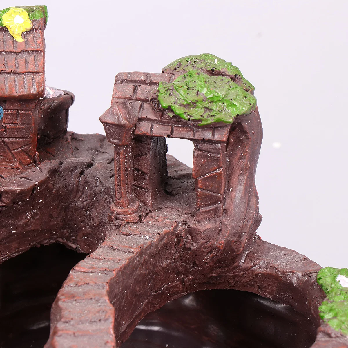 

Creative Small House Flowerpot Resin Durable Safe Home Garden Decoration Funny Fleshiness Flowerpot Ornaments Long-Lasting