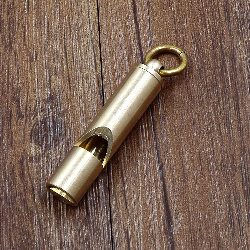 معدات البقاء في الهواء الطلق صافرة الطفل ، الحكم صافرة صبي فتاة صفارة إنقاذ الكلاسيكية النحاس صافرة مفتاح للرجال والنساء