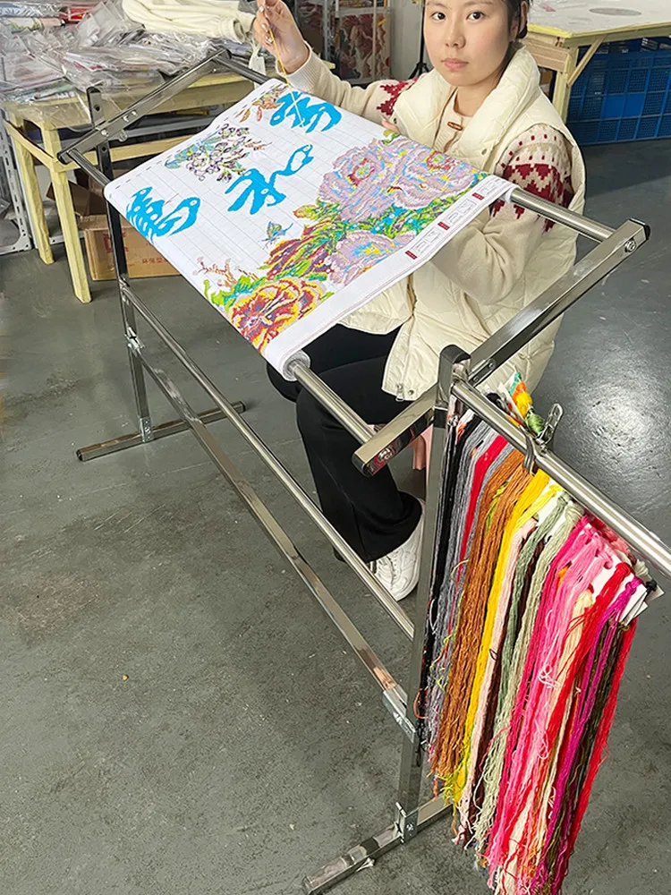 

Large Picture Special Floor Standing Embroidery Frame Cross Stitch Tool Convenient Embroidery Hoop Chinese Style Home Textile