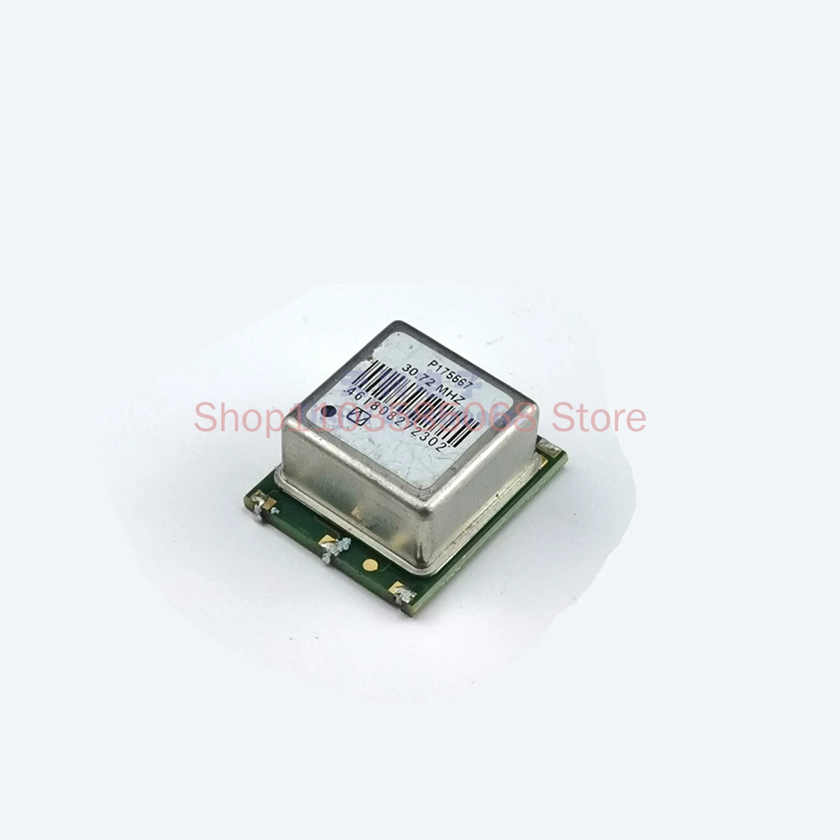 

2 pcs /5 pcs Cutting constant-temperature crystal oscillator OCXO ox-6500gg 30.72Mhz 30M72 second-hand