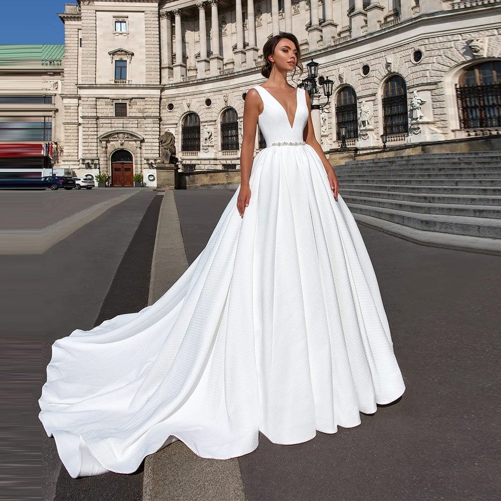 

Fascinating A-Line Women Wedding Dresses Elegant Backless Bridal Gowns Princess Mopping Length Banquet Robe De Mariée Customized