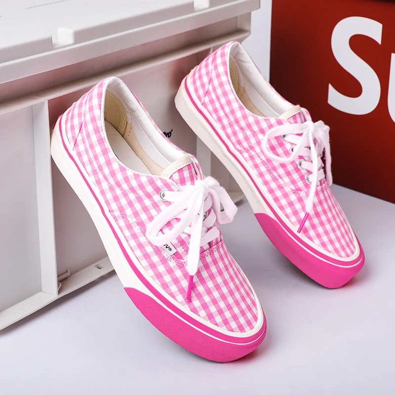 Women Canvas Shoes Fashion Korean Style Skateboarding Shoes Low Top Gingham Casual Sneakers Comfortable Pink Women Skate Shoes