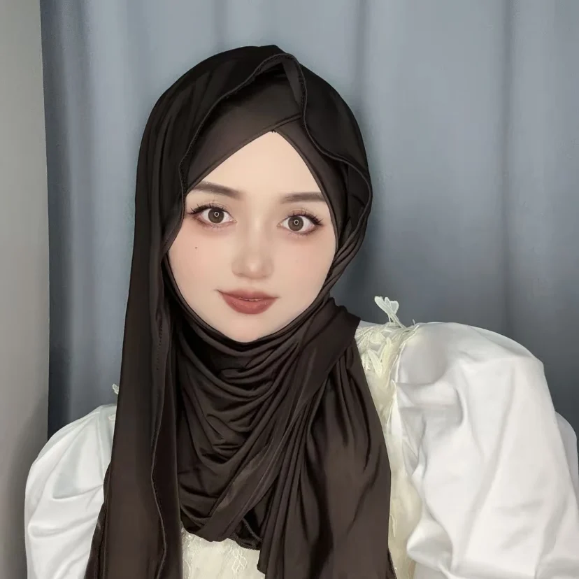 New Design Muslim Womem Cover Head Soft Easy Wears Hijabs