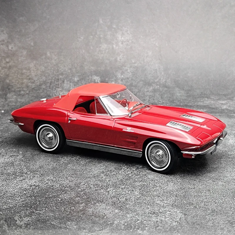 NOREV Diecast نموذج 1:18 شيفروليه كورفيت ستينج راي 1963 نموذج سيارة هدية عيد ميلاد معدنية إرسال صديقها زخرفة ثابتة