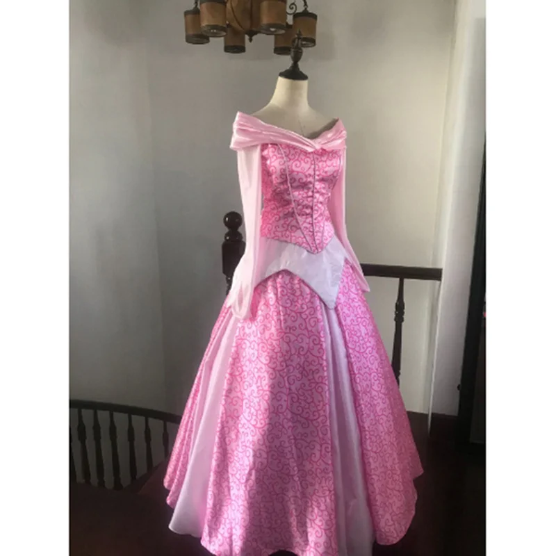 Costume de Cosplay princesse Aurora, robe rose à manches longues pour filles adultes, robe de fête d'halloween, sur mesure