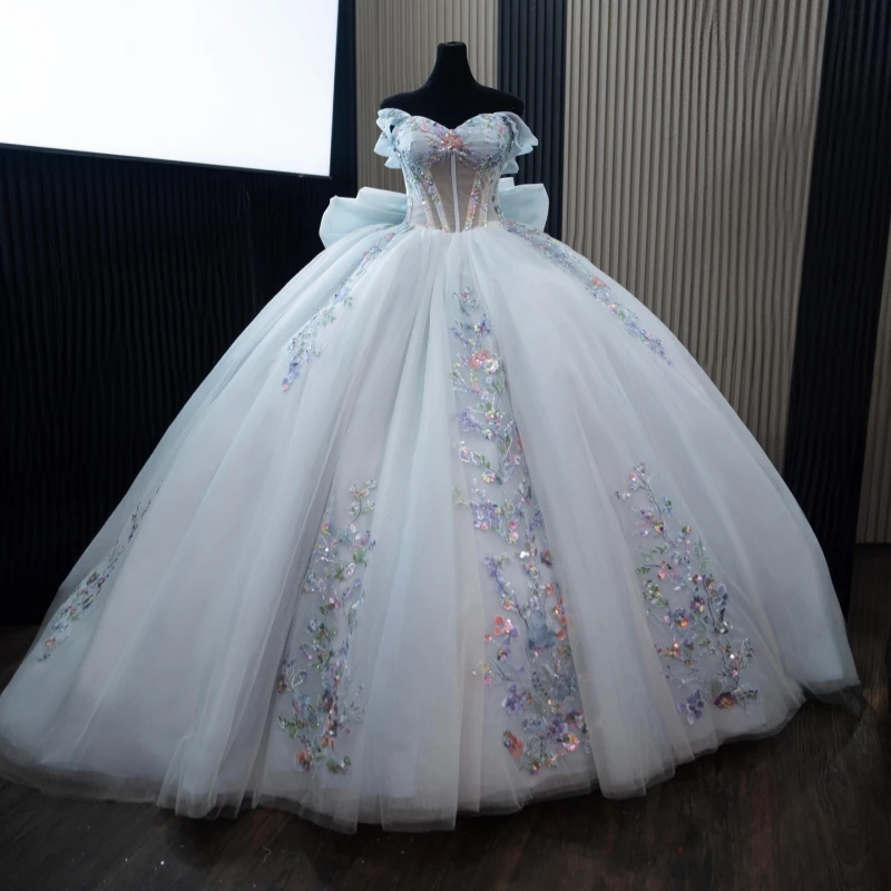 السماء الزرقاء لامعة فساتين Quinceanera قبالة الكتف الترتر زين الدانتيل الخرز القوس مشد تول حفلة عيد ميلاد الحلو 16 فستان