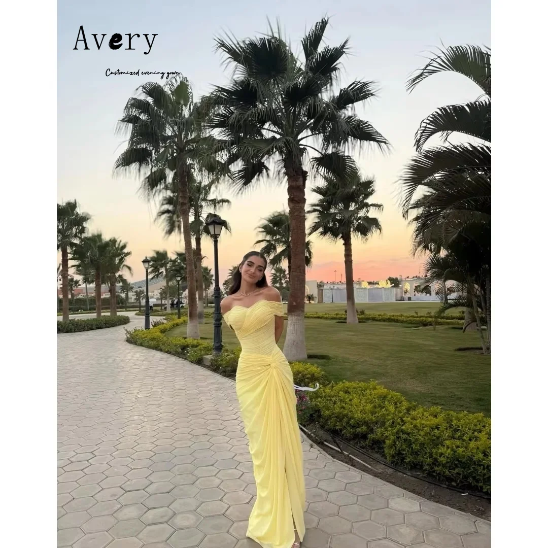 

Avery Custom Желтые без бретелек милые с разрезом по бокам Роскошные женские вечерние платья Роскошные элегантные женские платья 2025 года для вечеринок