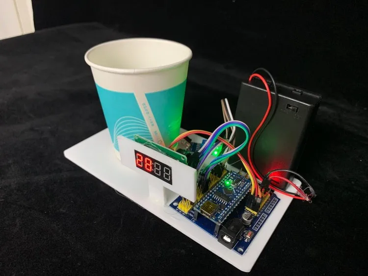 手作りの飲料水リマインダーロボット、飲料水、科学、DIYキット、ナノ、プログラム可能なスターター、arduino