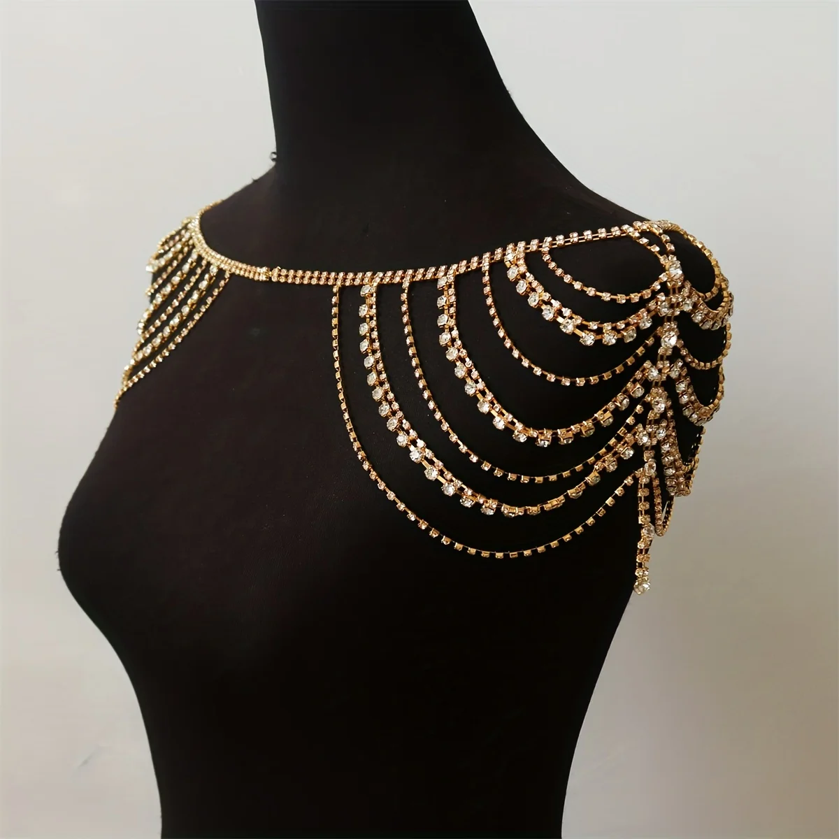 Hot selling fashion Back Chain Multi-layer Rhinestone Tassel Shoulder Chain Nightclub Party Sexy Sparkling Crystal Body Chain