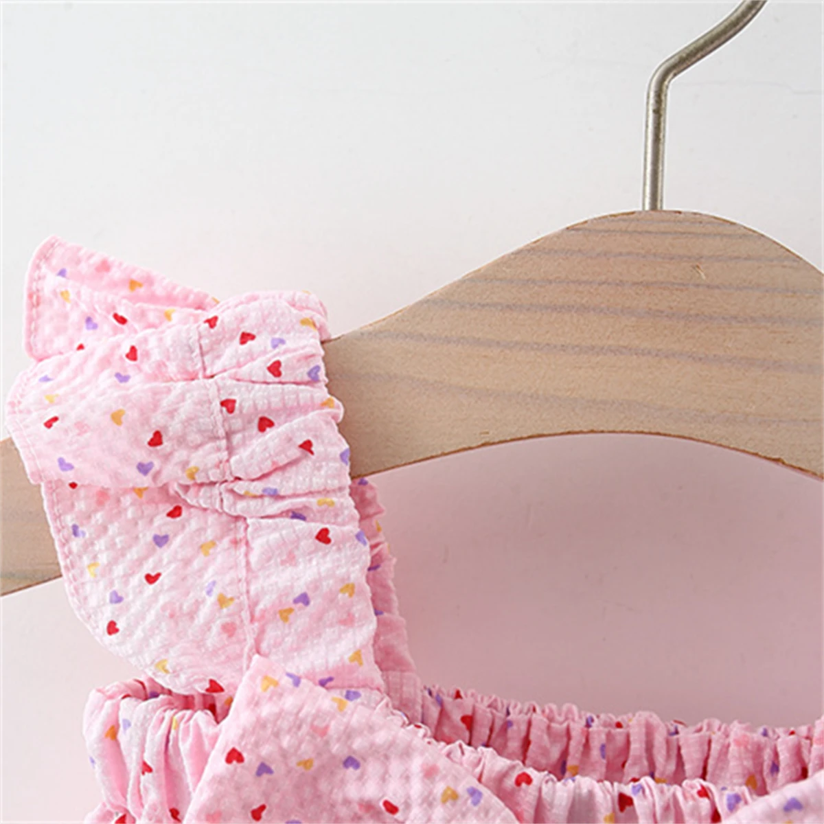 2/piece set of summer new baby girl suspender shorts set girl\'s colorful small heart printed bow small flying sleeve suspender