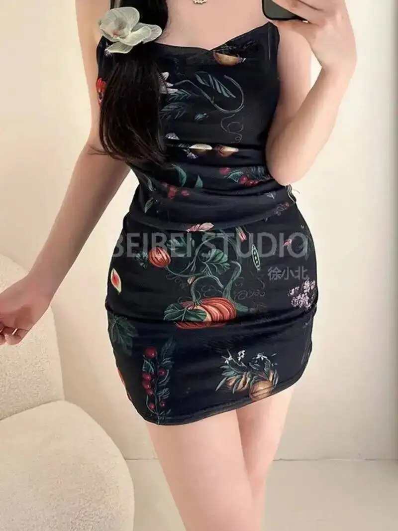 Beach Vacation Style Black Floral Suspender Dress Elegant For Women's Summer 2025 New Slim Short Sweet Tank Mini Dress Tops 6WEF