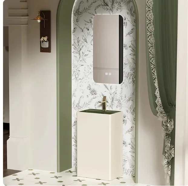 High-end wash basin B & B bathroom beige floor-to-ceiling washbasin