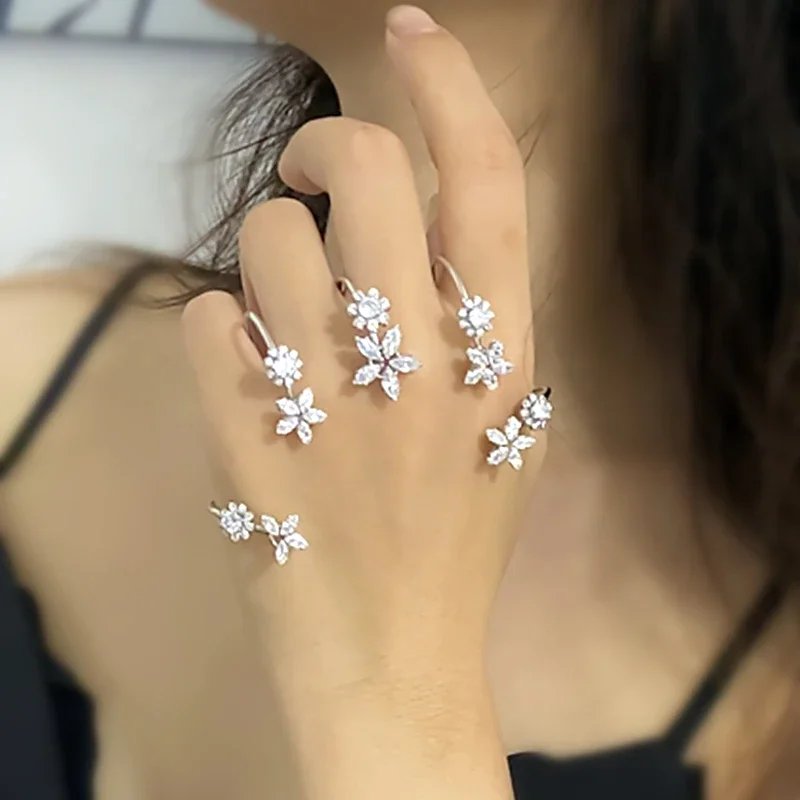

Crystal Plant Flower Hand Palm Bangle One Piece Cubic Zirconia Cuff Bracelet Jewelry Handlets For Women 925 Silver Color