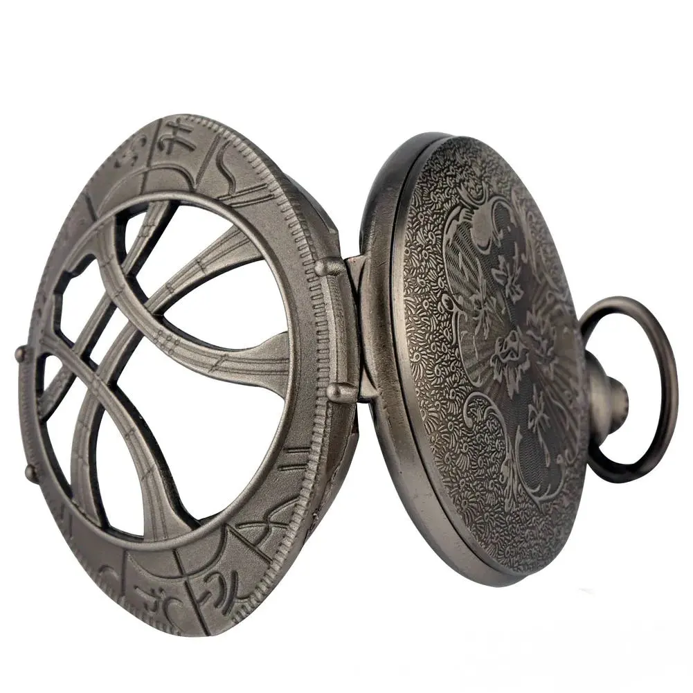 10 pz/lotto Creativo Vintage Hollow Eye Ciondolo Orologio Al Quarzo Souvenir Maglione Catena Donna Uomo Orologi Da Tasca Con Regalo di Personalità