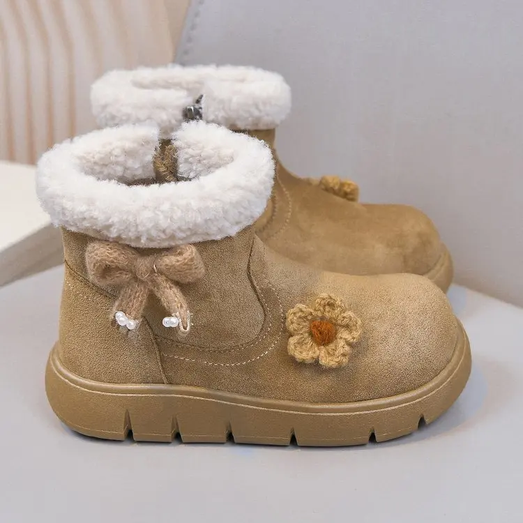 Girl's Winter Snow Boots Appliques Furry Platform Suede Kids Short Boot Four Colors Flexiable Non-slip Warm Chic Children Boot