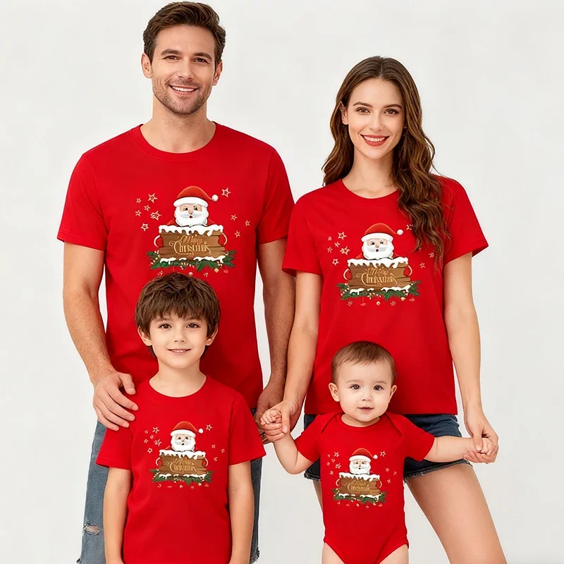 familia-combinando-roupas-dos-desenhos-animados-impressao-roupas-de-natal-pai-mae-filho-filha-roupas-ano-novo-mae-filha-roupas